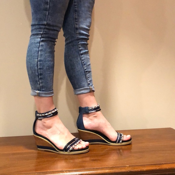 Summer sandal🌼 - Picture 2 of 6